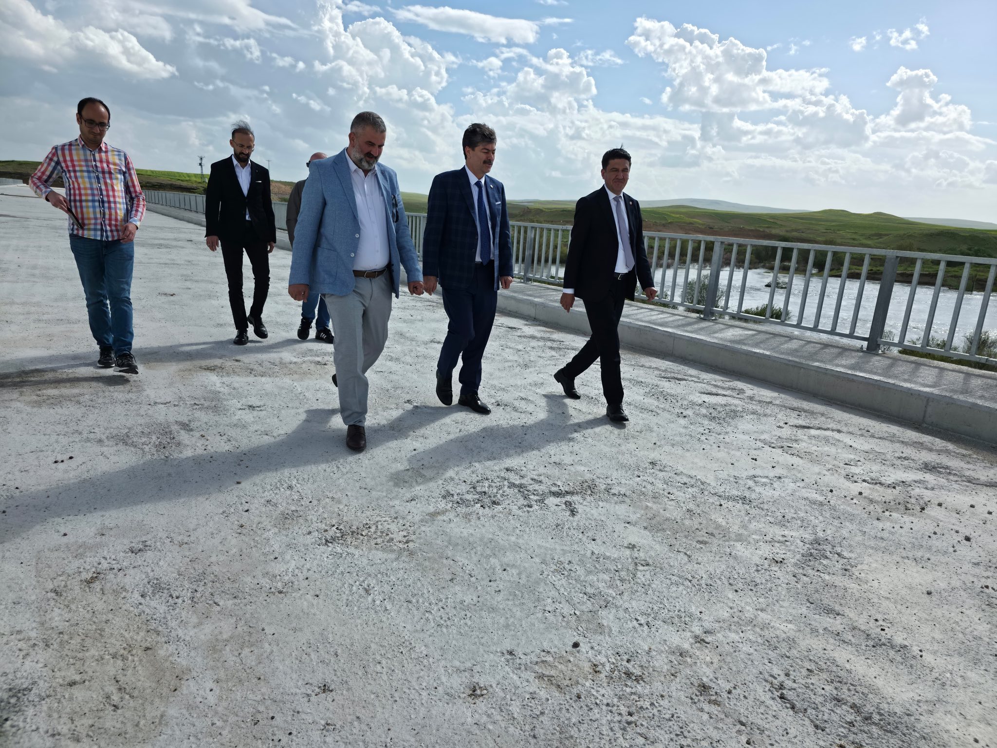Milletvekili Erkan: “Tuzköy Havalimanı Yolu Köprü Çalışmalarını Yerinde İnceledik”