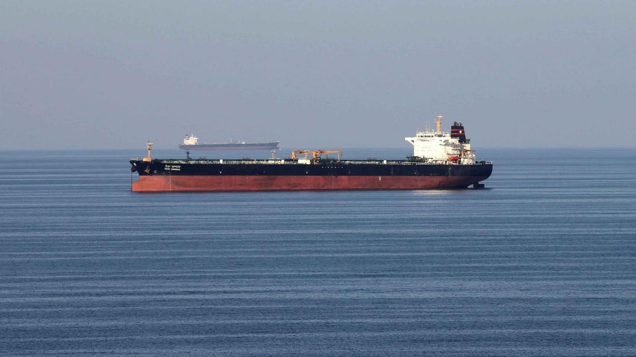 Hürmüz Boğazı’nda Tanker Trafiği Yeniden Canlanıyor