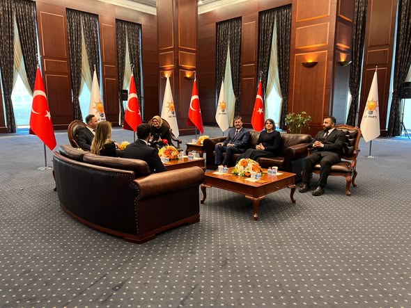 AK Parti ile Doğru Yol Partisi Bayramlaşma Programında Bir Araya Geldi