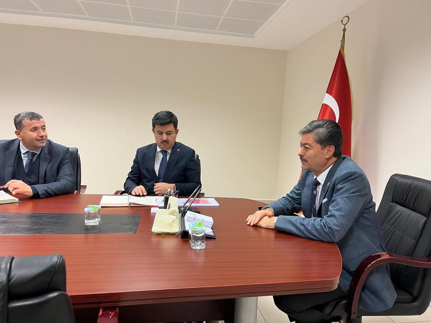 Kırşehir İl Özel İdaresi’nde Değerlendirme Toplantısı Gerçekleştirildi
