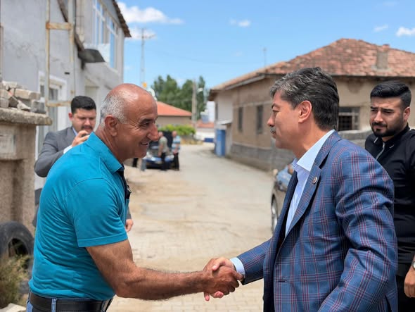 Beş Köy, Tek Gündem: Milletvekili Necmettin Erkan Sahada!