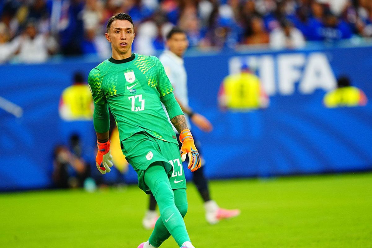Yeşil Sahalarda Duygusal Anlar: Muslera’nın Vedası Spor Dünyasını Ağlattı