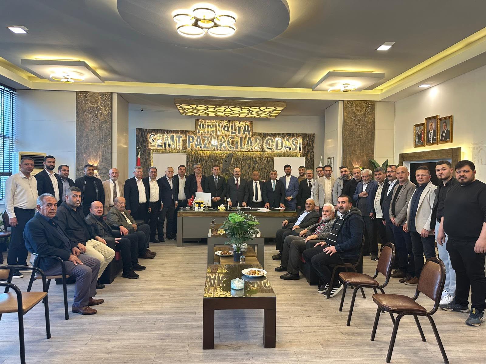 Antalya’da Dev Genel Kurul: UEB Küresel Gücünü Akdeniz’den İlan Etti!