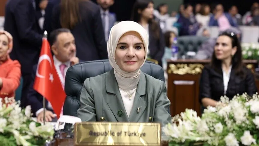Aile ve Sosyal Hizmetler Bakanlığı'ndan Kadın Vizyonu: "Müslüman Kadınlar Yeni Yüzyılı İnşa Edecek"