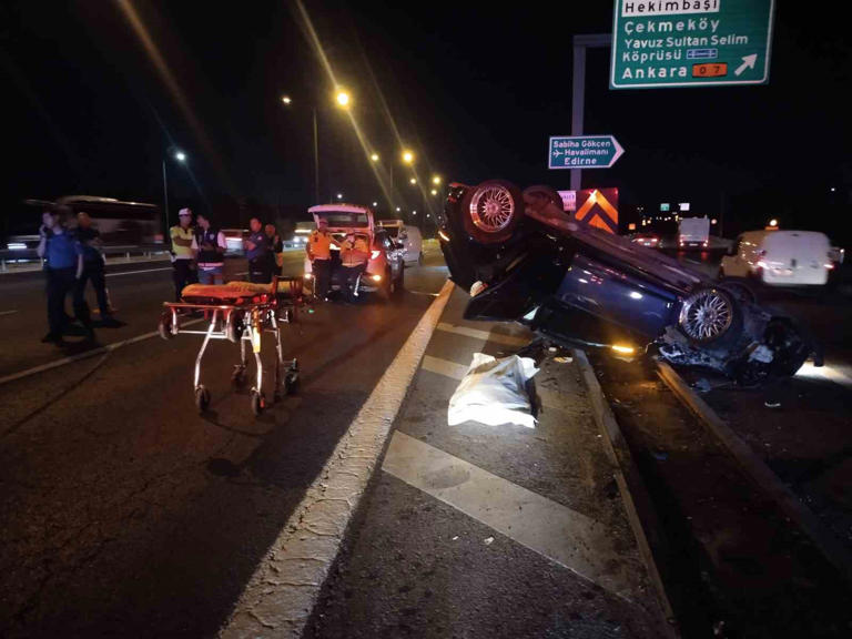 TEM Otoyolu Beykoz Mevkiinde Feci Kaza: Otomobil Bariyere Saplandı, 1 Ölü, 2 Yaralı!