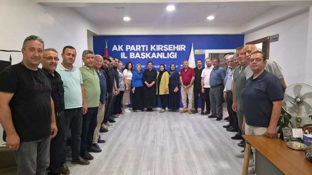 AK Parti Kırşehir Teşkilatı Sahaya İniyor: Seher Ünsal Liderliğinde Çifte Zirve!