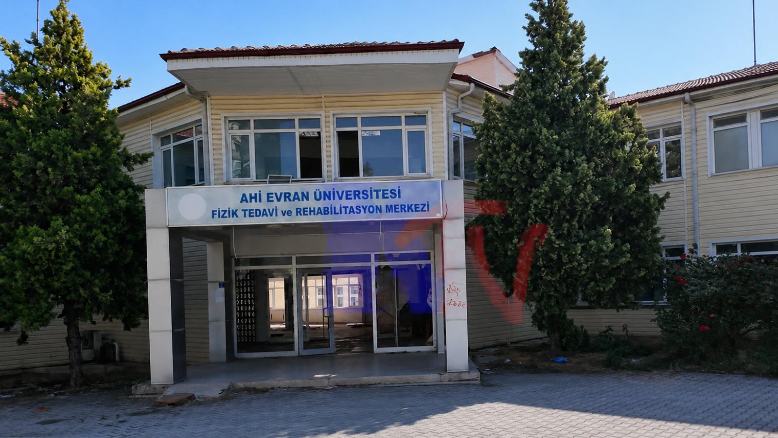 Terme Caddesi’nde Metruk Tehlike: Yılların Termal Tesisi İhale Sürecini Bekliyor