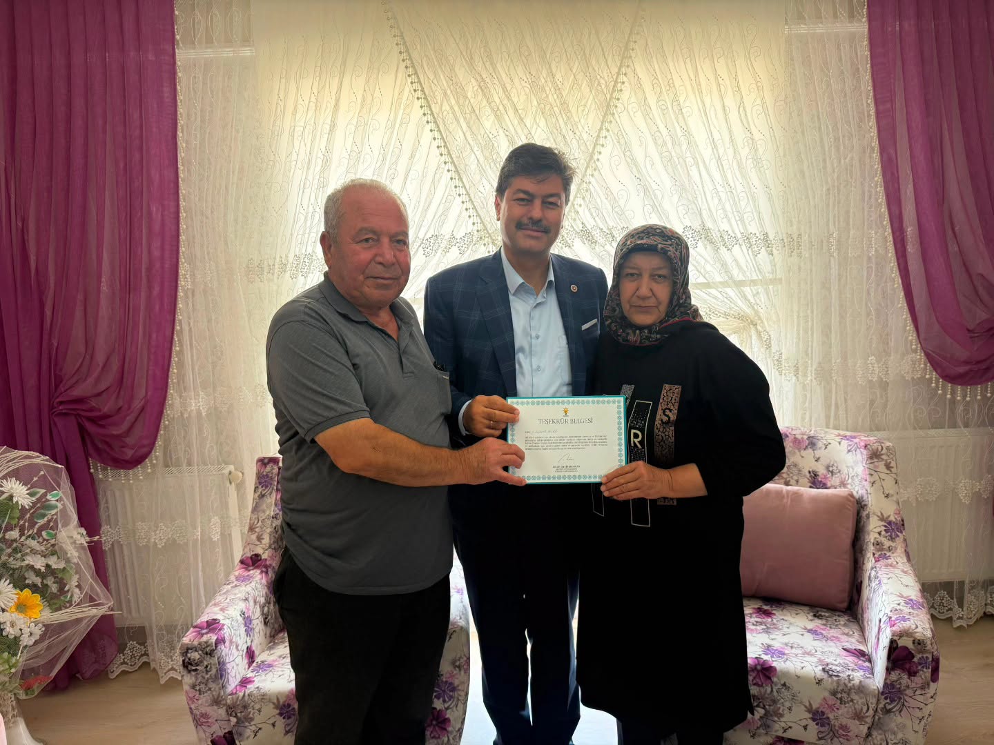 Kırşehir'de Gönül Seferberliği! Kapılar Çalındı, Vefa Belgeleri Takdim Edildi