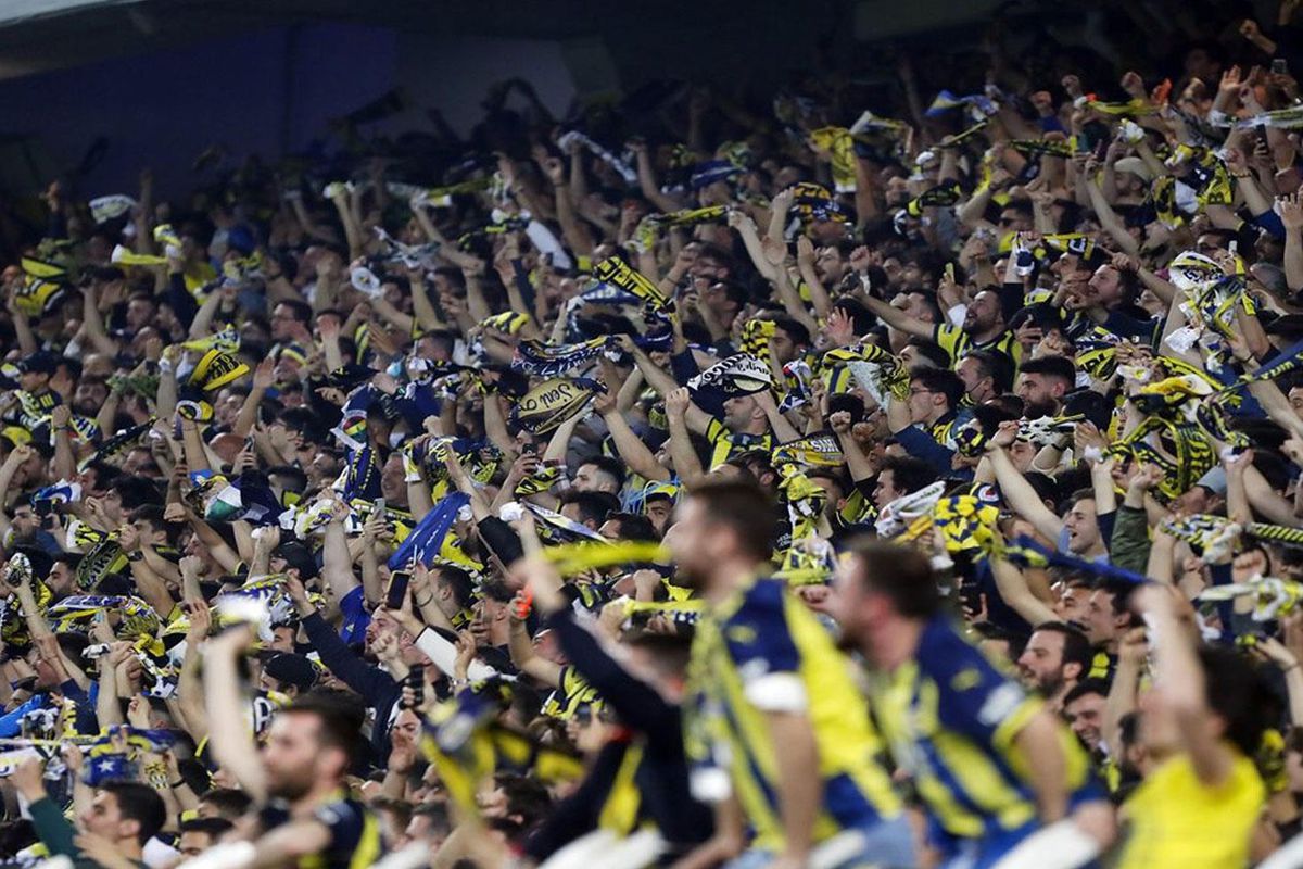 Fenerbahçe Sturm Graz’ı 2-0’la Geçti: Taraftarlardan Greenwood’a "O Olmasaydı Kazanamazdık" Övgüsü