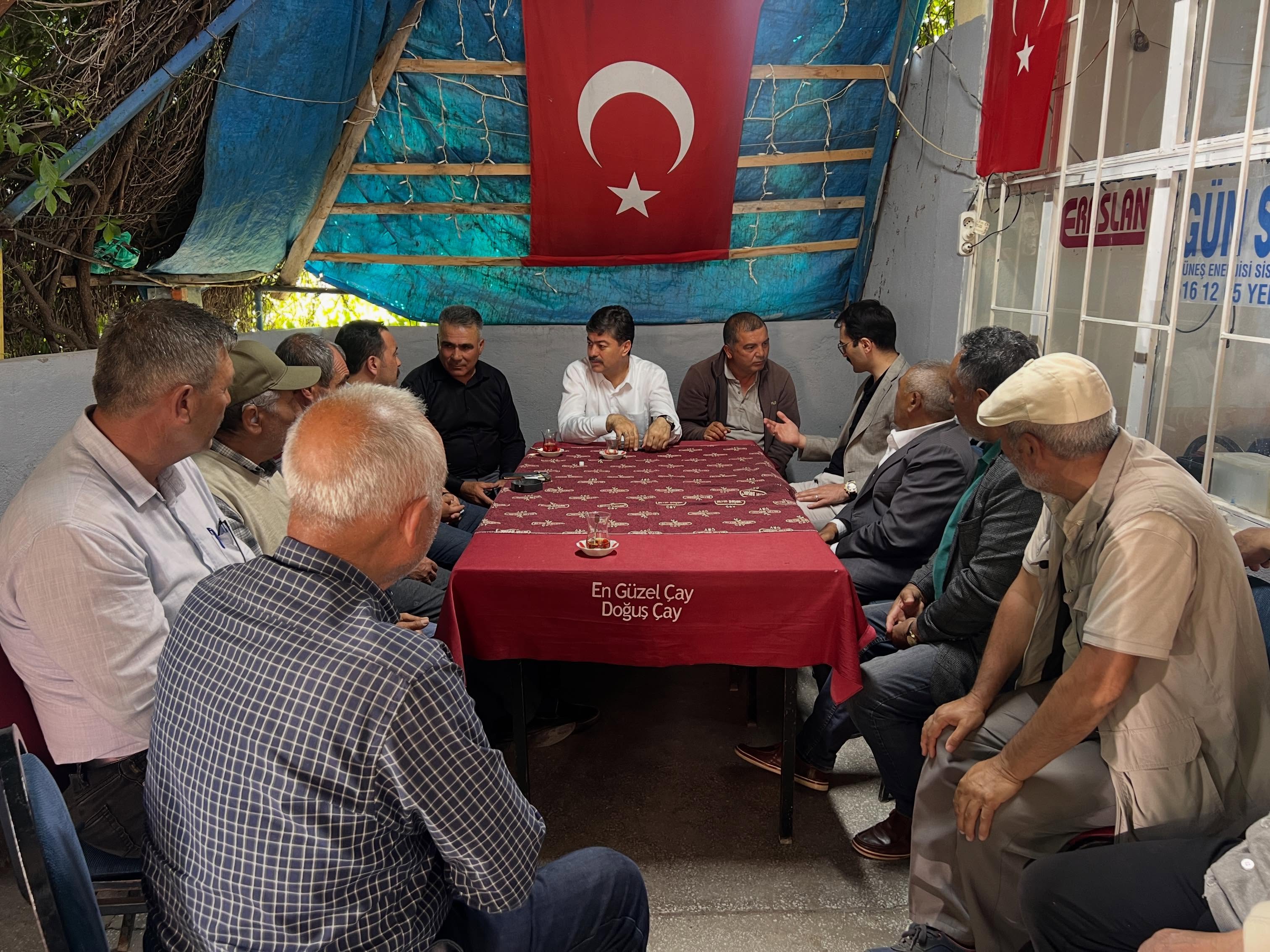 Necmettin Erkan Akçakent’te Sahada: Mahsenli Köyü’nün Yenilenen Köy Konağını Yerinde İnceledi