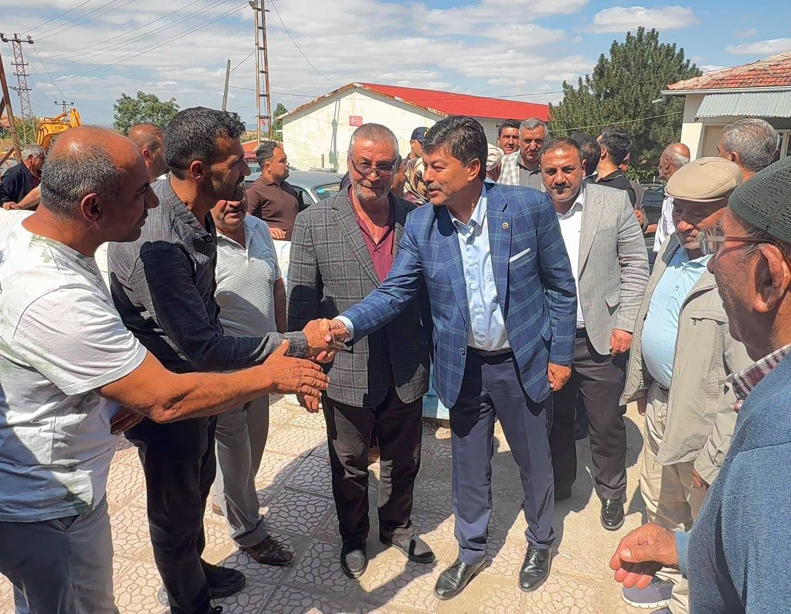 Necmettin Erkan Çiçekdağı’nda Köy Köy Sahada: Boğazevci’nde Muhtarlar ve Vatandaşlarla Buluştu