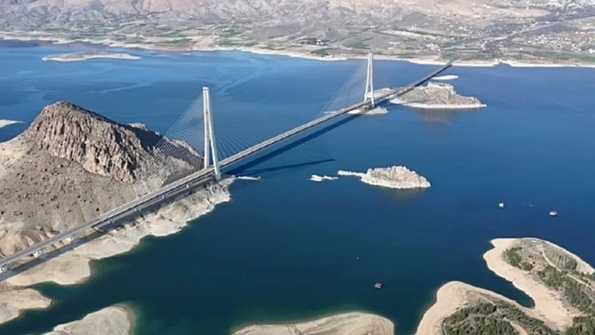 Elazığ ve Tunceli Kesintisiz Bağlanıyor: Pertek Köprüsü İçin Süreç Başladı!