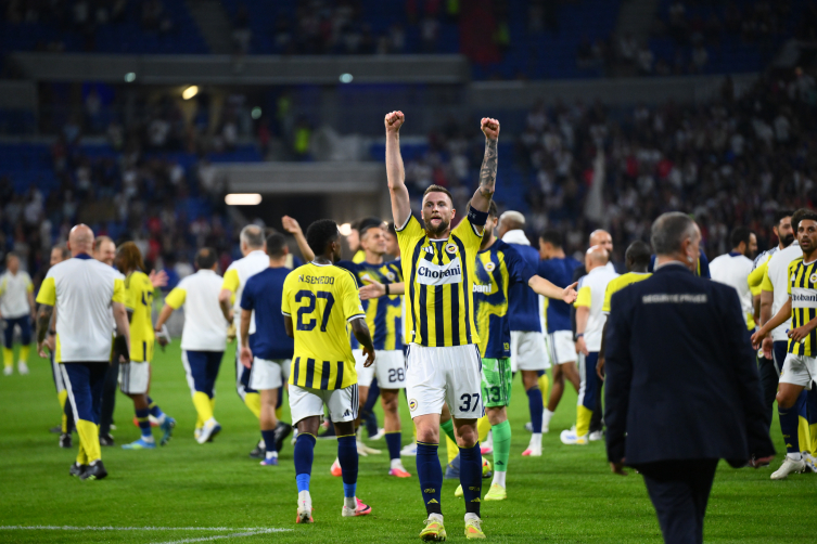 Devler Ligi Hasreti Sona Erdi: Fenerbahçe Lyon'u Deplasmanda Devirip Şampiyonlar Ligi'nde!