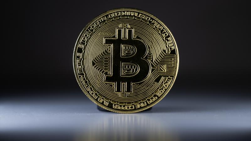 Bitcoin Tutan Dev Şirketler Net Satıcı Konumuna Geçti: Saylor Bile 7 Bin Bitcoin Sattı