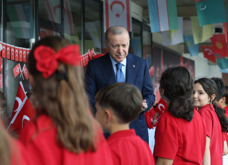 Cumhurbaşkanı Erdoğan: PISA 2025'te Üç Alanda Zirvede, Yeni Eğitim Yılı Başladı