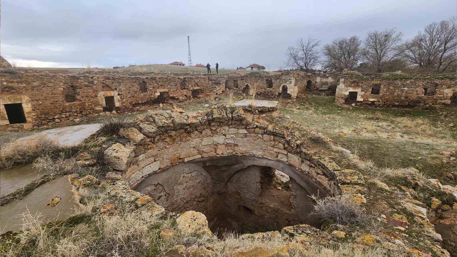Kırşehir'in 800 Yıllık Termal Mirası Karakurt Hamamı Ödenek Bekliyor