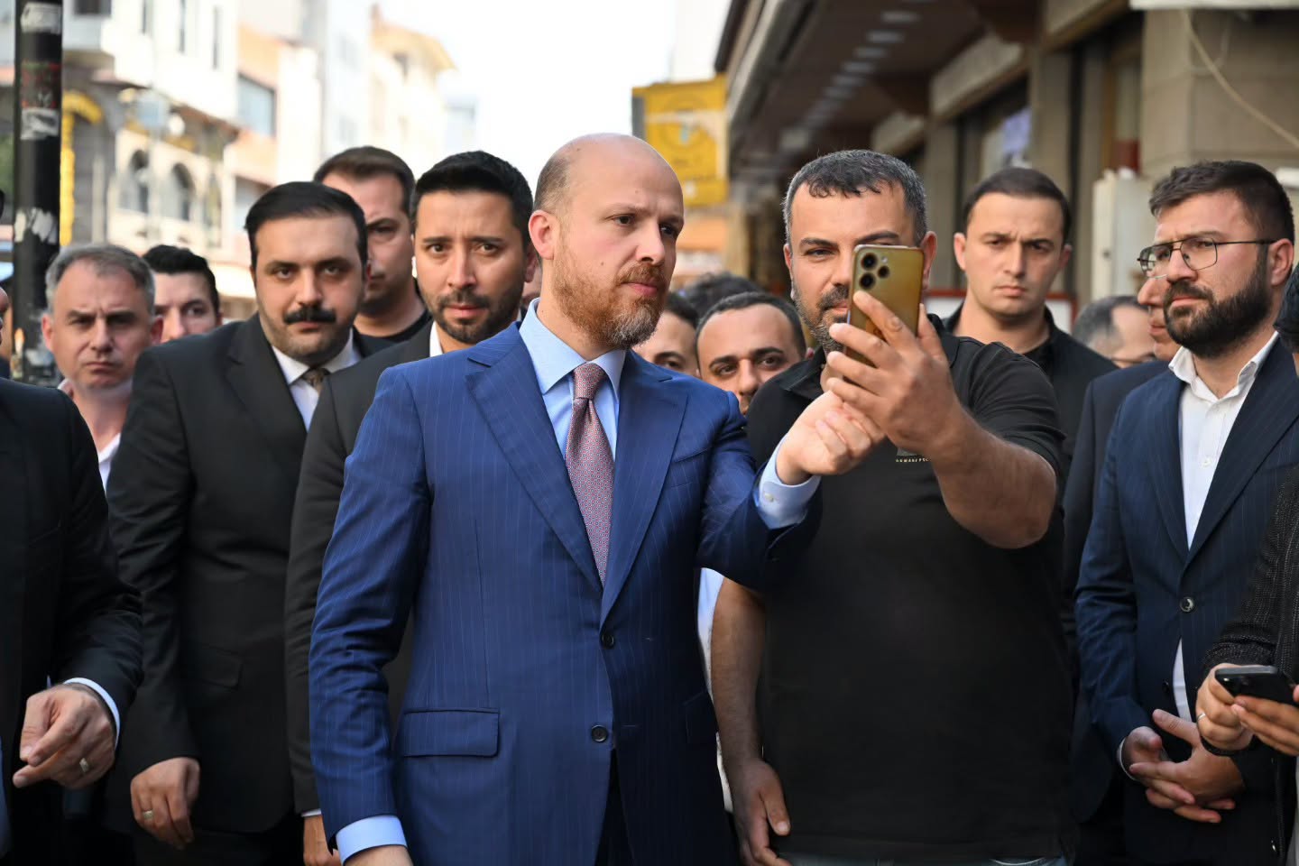 Bilal Erdoğan Diyarbakır’da Vatandaşlarla ve Teşkilatla Bir Araya Geldi
