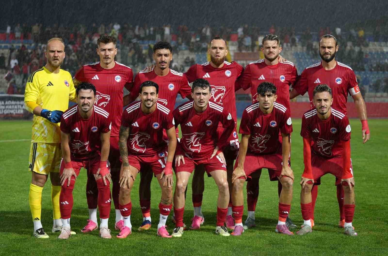 Kırşehir FSK, Ziraat Türkiye Kupası'nda Kırıkkale FK'yı 3-0 Yendi