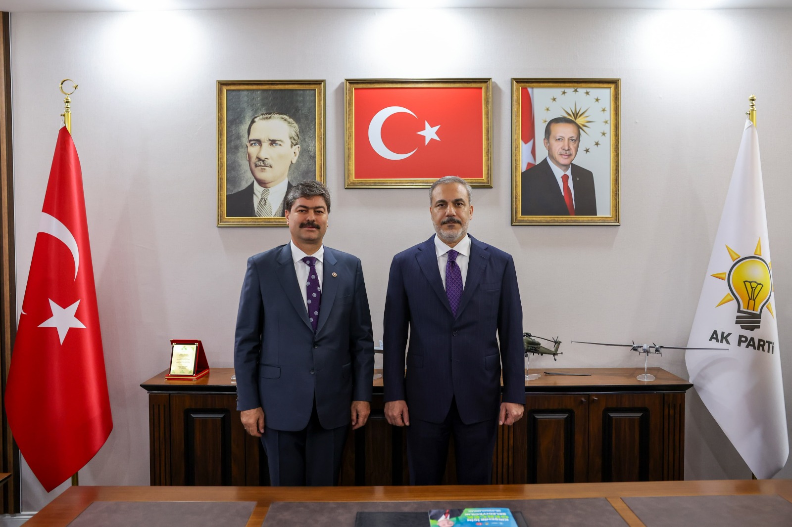 Necmettin Erkan Davet Etti, Dışişleri Bakanı Hakan Fidan Kırşehir'e Geliyor