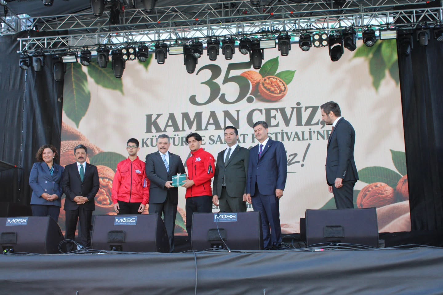 Necmettin Erkan ve Bakan Çiftçi Kaman’da: Ceviz Festivali’nde Eserlerin Toplu Açılışı Yapıldı