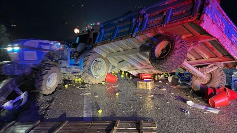 Sakarya Geyve’de zincirleme kaza: 2 kişi hayatını kaybetti, 3 yaralı