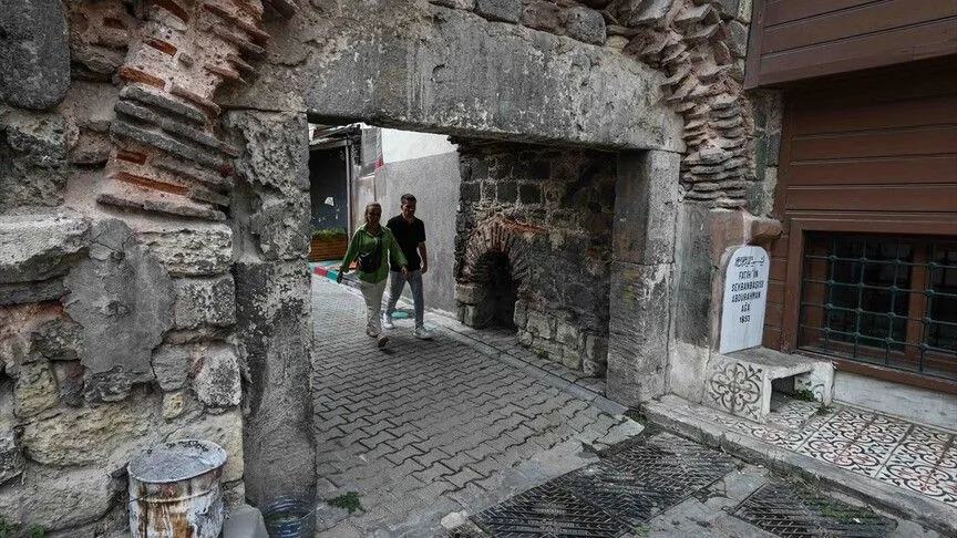 Ayakapı, İstanbul’un Bizans’tan Cumhuriyet’e Uzanan İzlerini Taşıyor